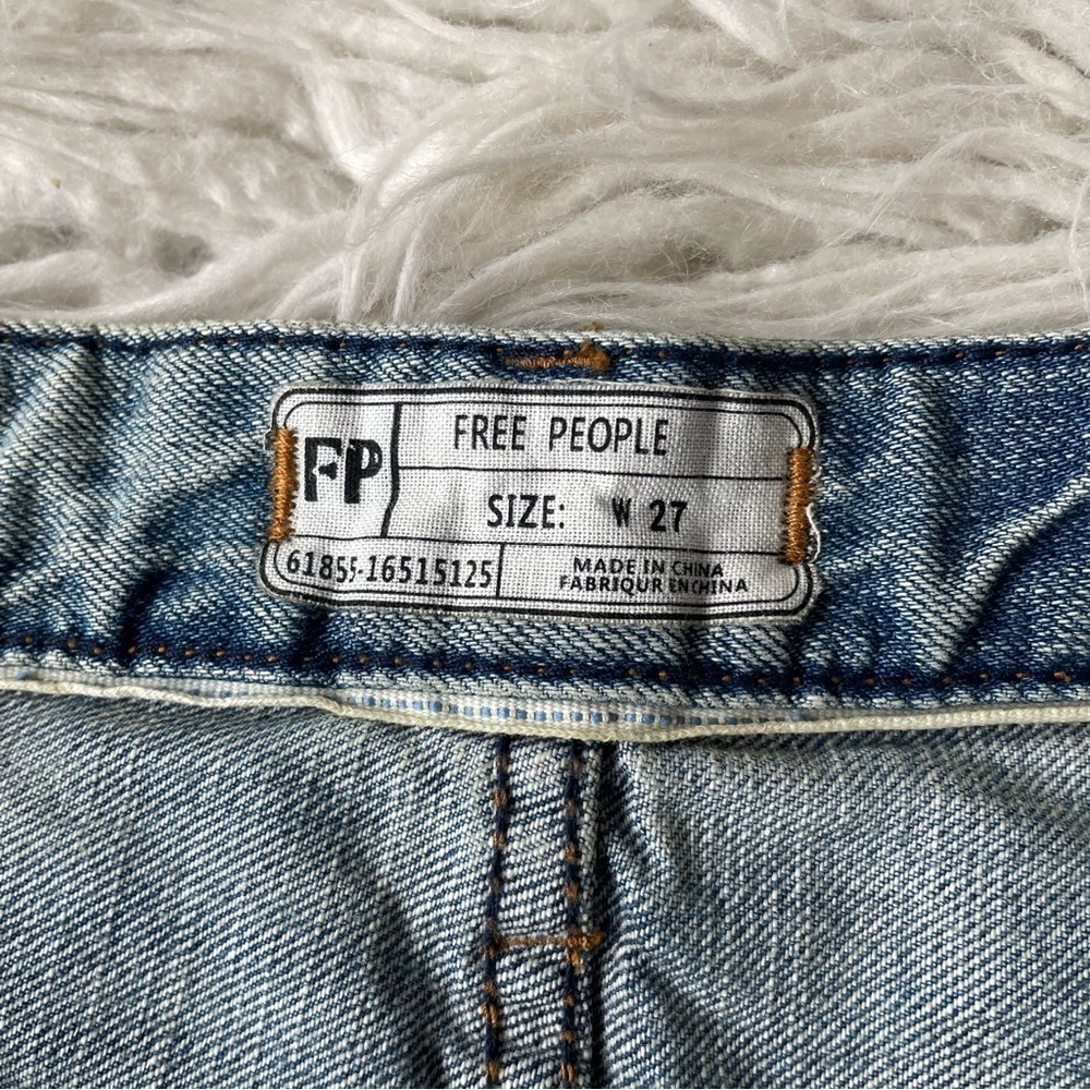 Free People Rock Denim Uptown Camp Blue Mid Rise Cut Off Jean Shorts EUC Size 27 - Picture 6 of 8